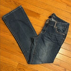 Ariya Jeans Boot Cut Denim Jeans SZ-13